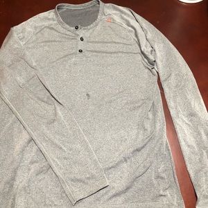 *BLEMISHED Large mens long sleeve lululemon henley